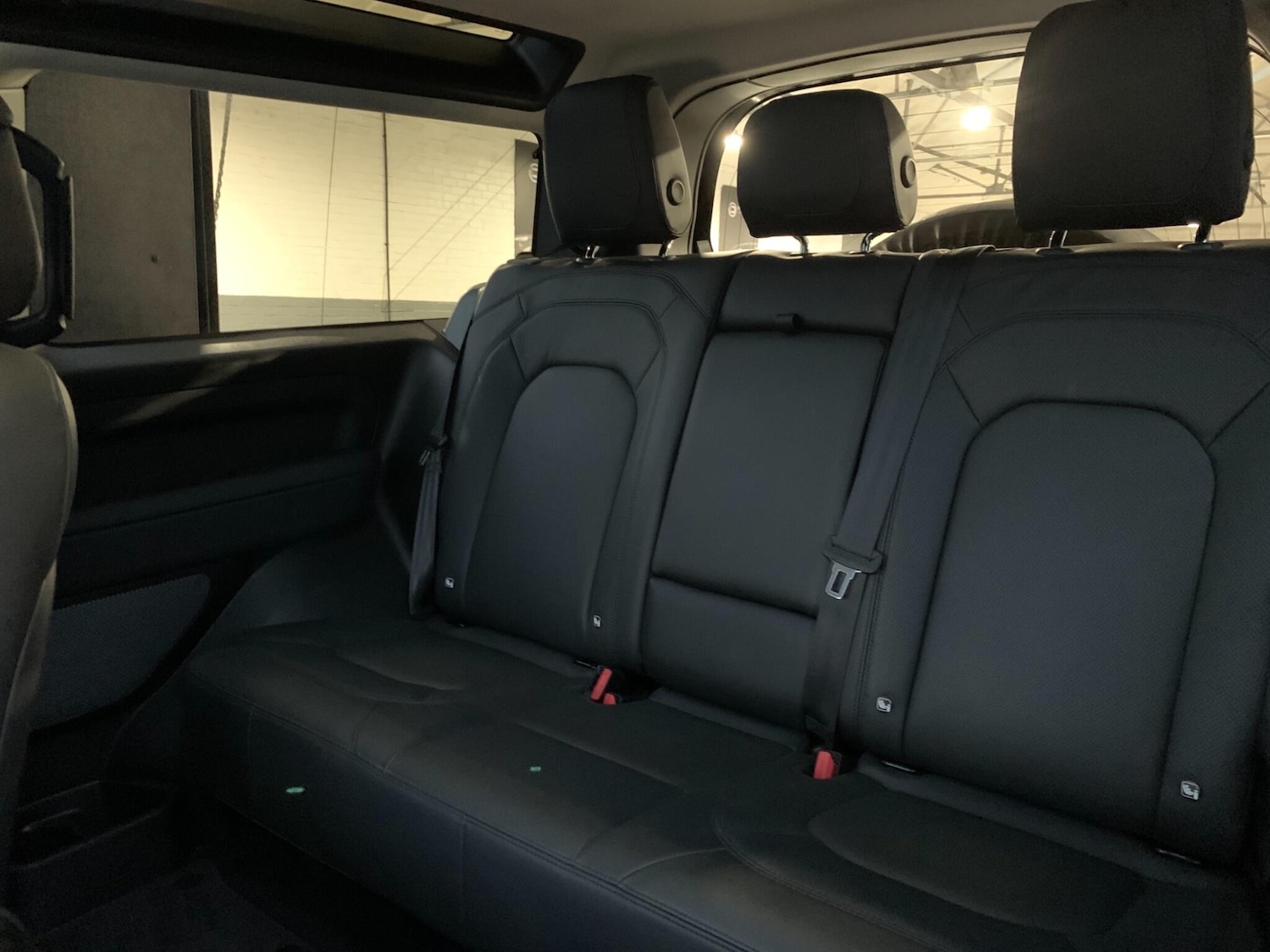 Used Land Rover Defender 2022 for sale - 76991690: Photo 16