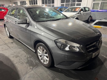 Used Mercedes-Benz A-Class 2015 for sale - 77016175: Photo
