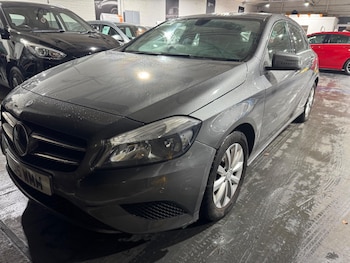 Used Mercedes-Benz A-Class 2015 for sale - 77016175: Photo