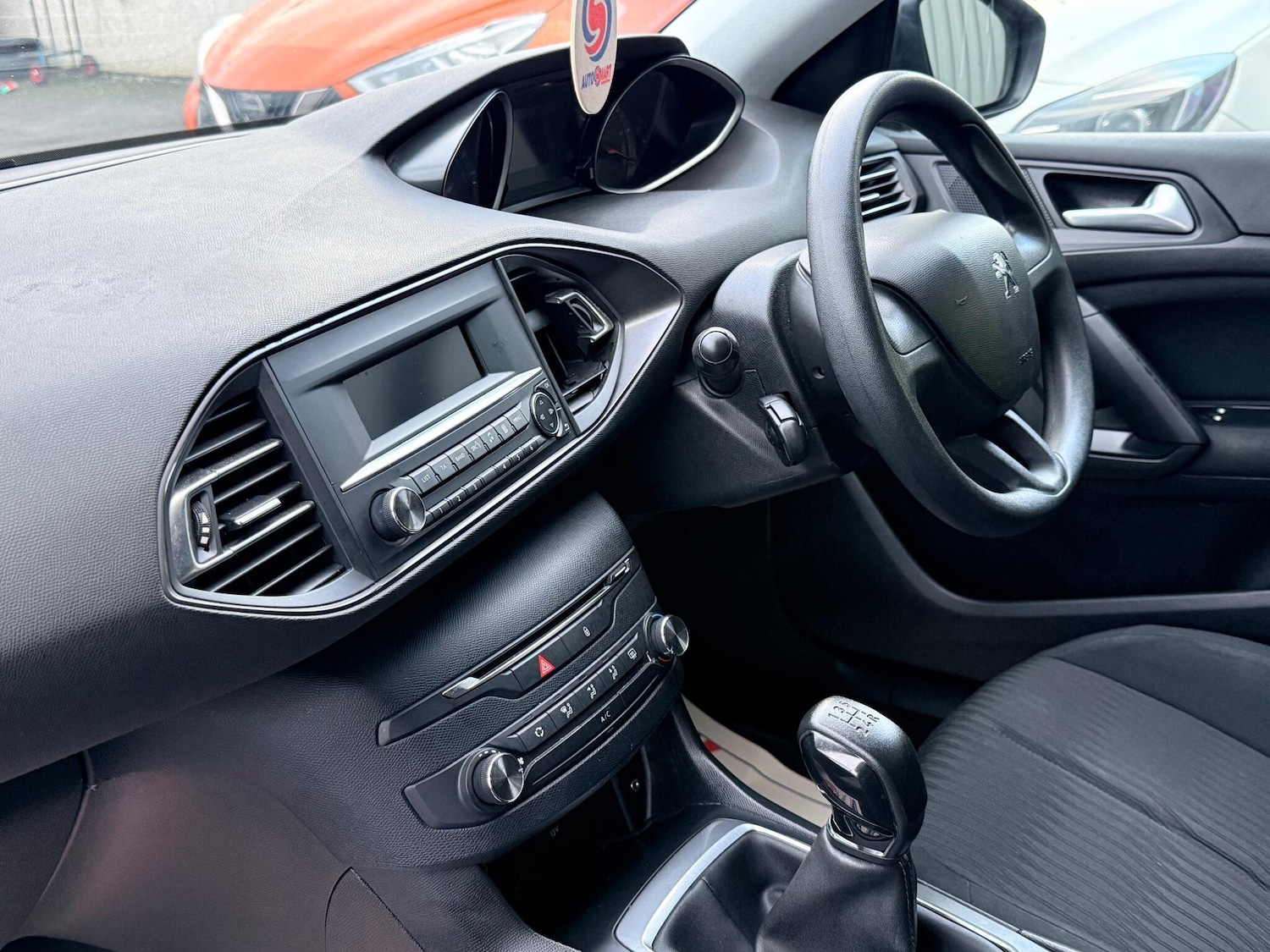 Used Peugeot 308 2017 for sale - 77016574: Photo 14