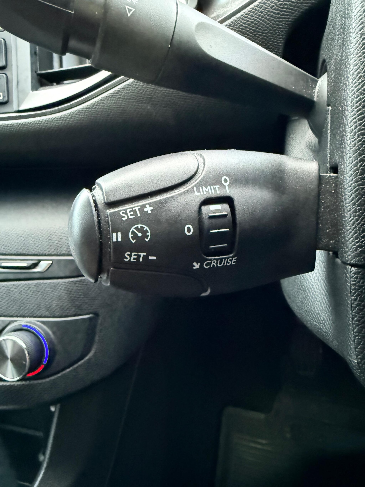 Used Peugeot 308 2017 for sale - 77016574: Photo 18