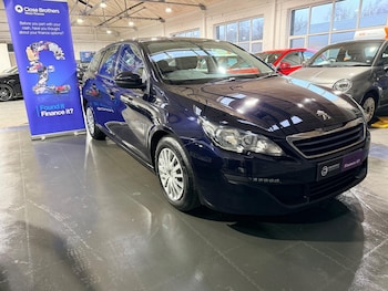 Used Peugeot 308 2017 for sale - 77016574: Photo