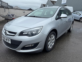 Used Vauxhall Astra 2015 for sale - 78958929: Photo