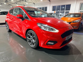 Used Ford Fiesta 2017 for sale - 77468810: Photo