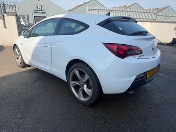 Used Vauxhall Astra GTC 2012 for sale - 79011793: Photo
