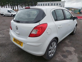 Used Vauxhall Corsa 2015 for sale - 76620242: Photo