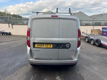 Used Vauxhall Combo 2016 for sale - 79600986: Photo