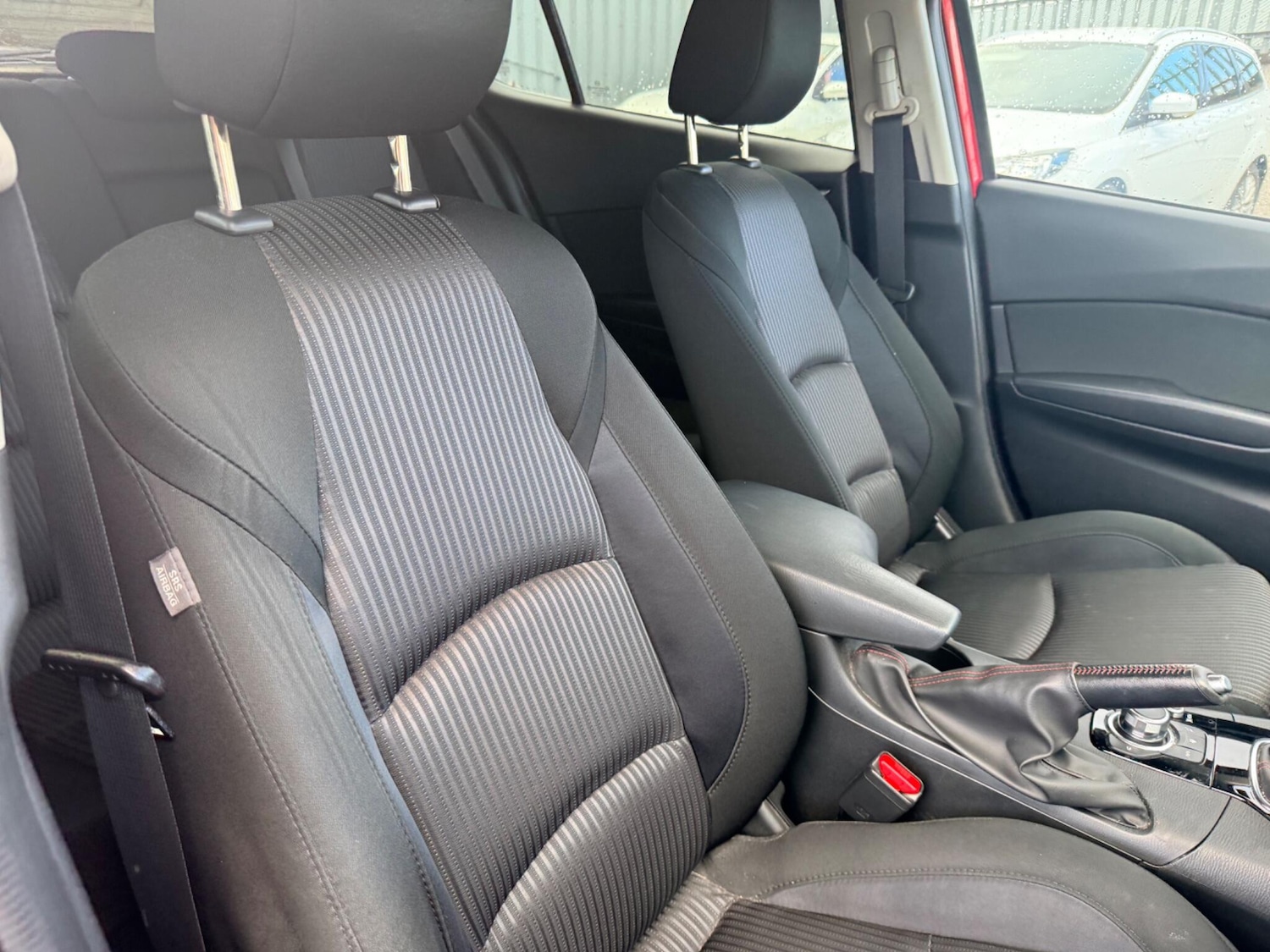 Used Mazda Mazda3 for sale - 78128054: Photo 6