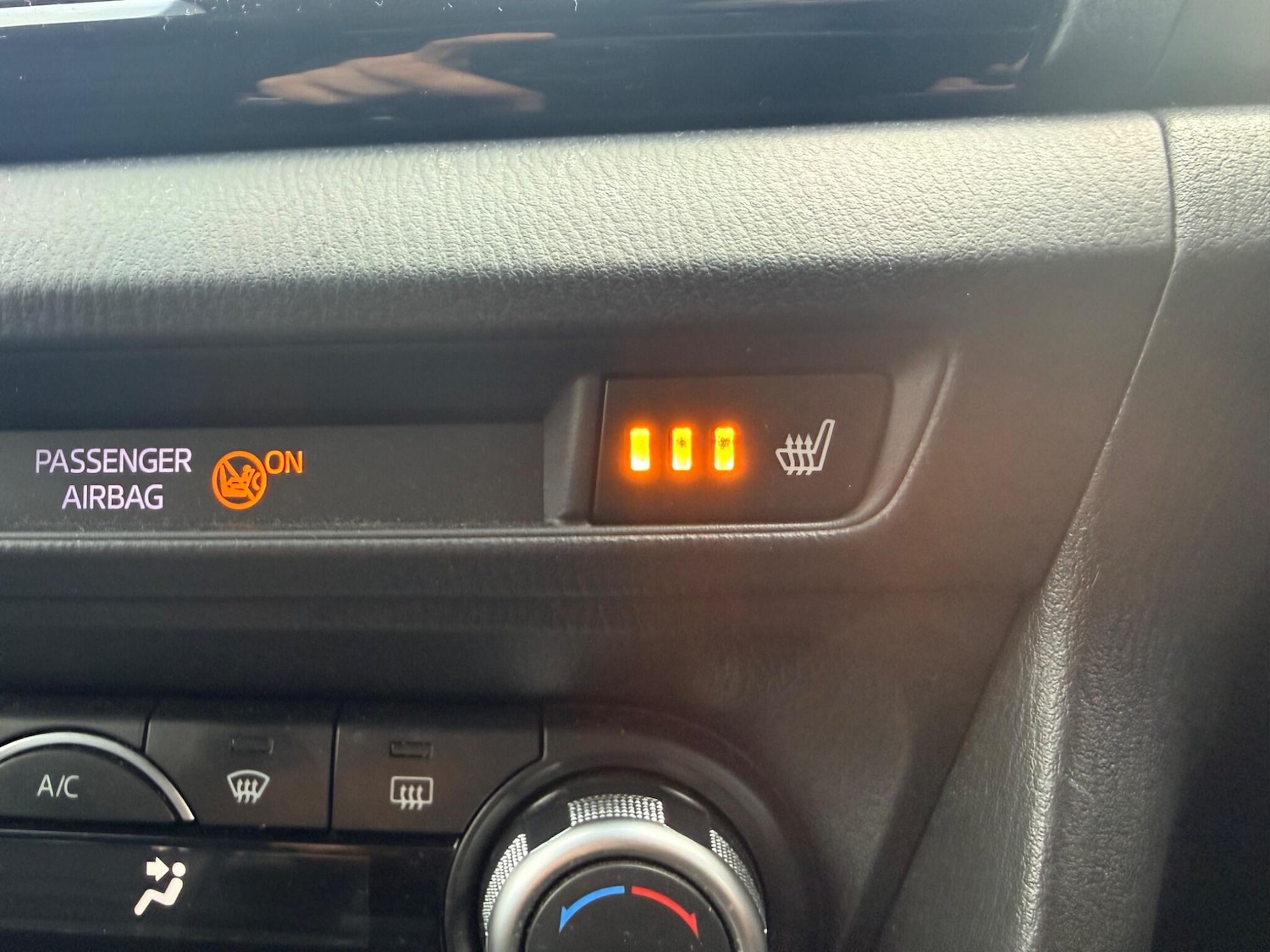 Used Mazda Mazda3 for sale - 78128054: Photo 9