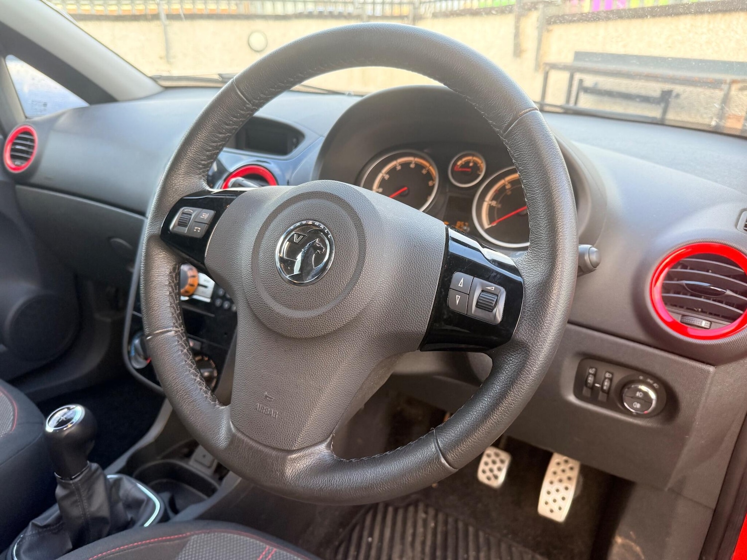 Used Vauxhall Corsa 2014 for sale - 76786741: Photo 3