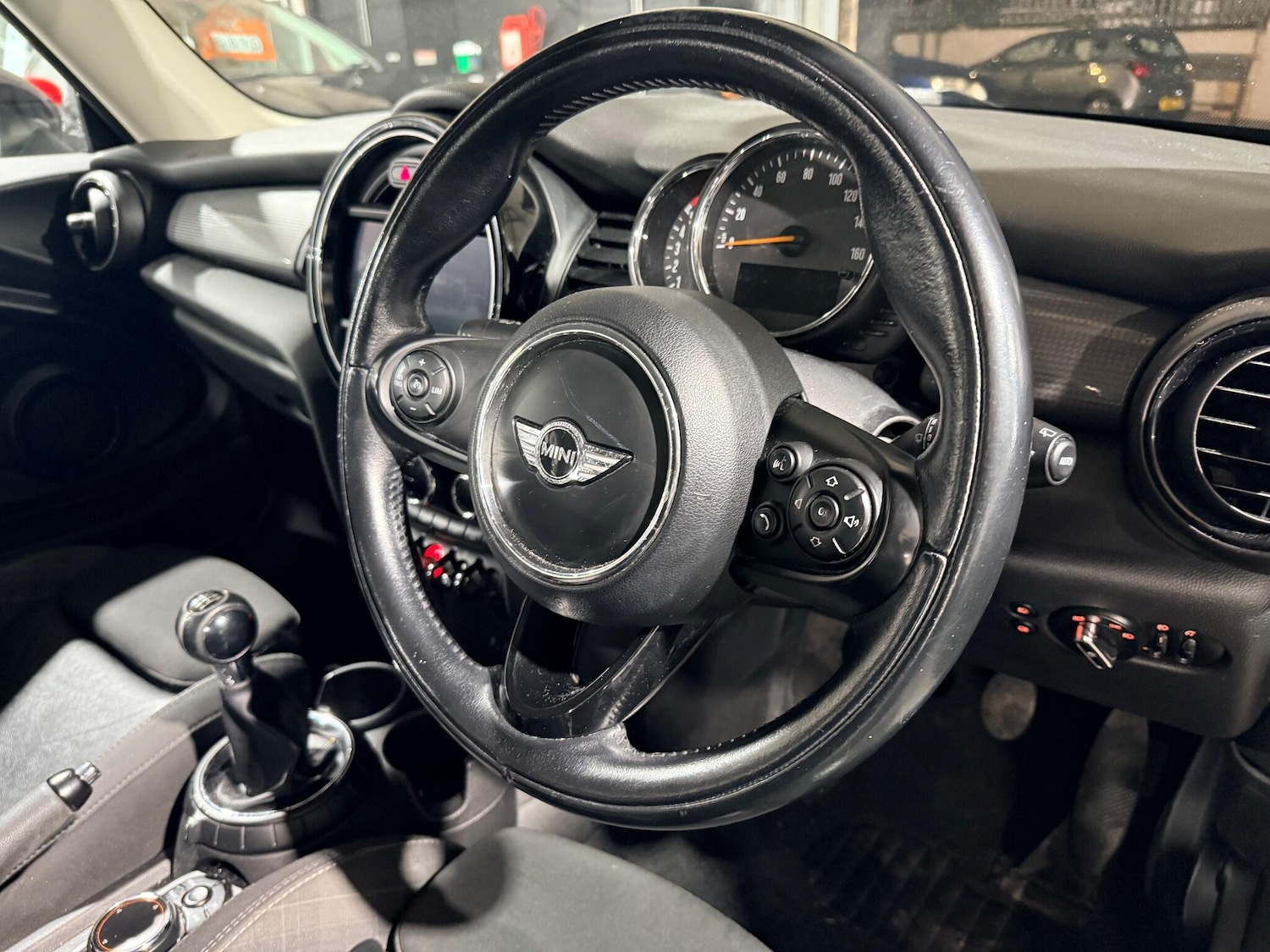 Used MINI Hatch 2015 for sale - 76925964: Photo 6