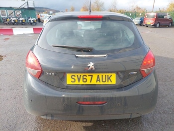 Used Peugeot 208 2018 for sale - 76964797: Photo