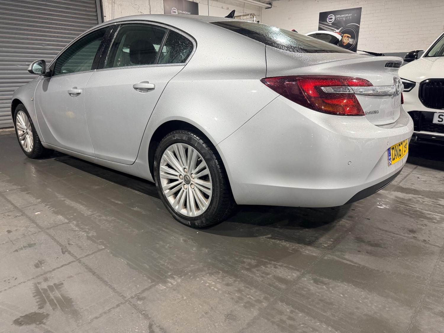 Used Vauxhall Insignia 2017 for sale - 77131190: Photo 3