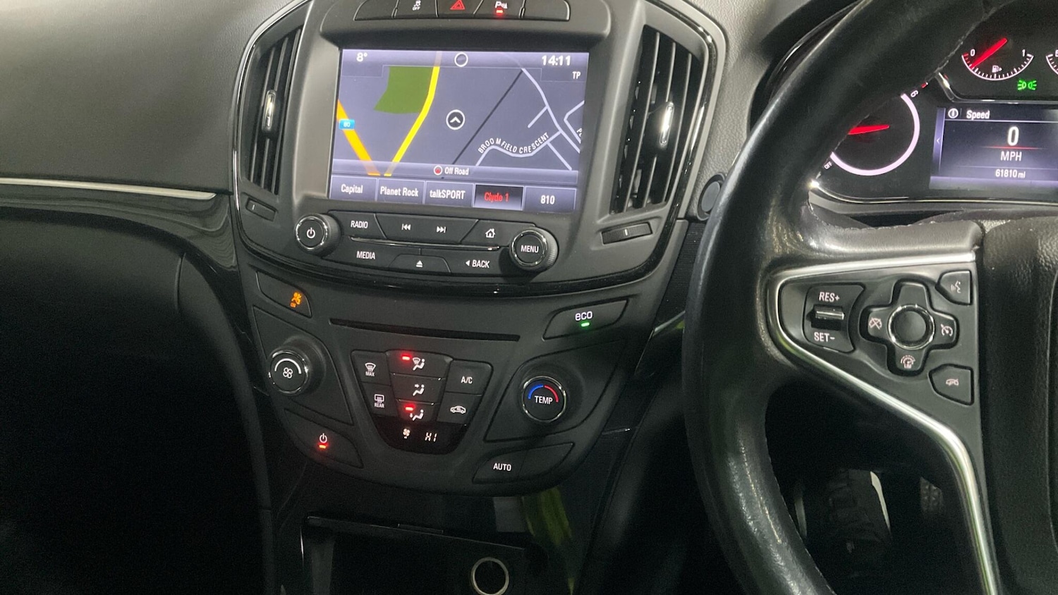 Used Vauxhall Insignia 2017 for sale - 77131190: Photo 7