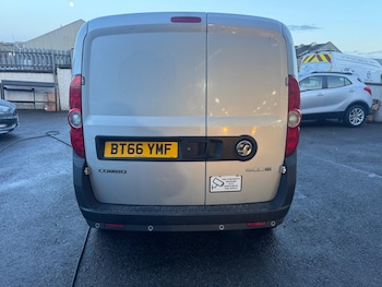 Used Vauxhall Combo 2016 for sale - 76823490: Photo
