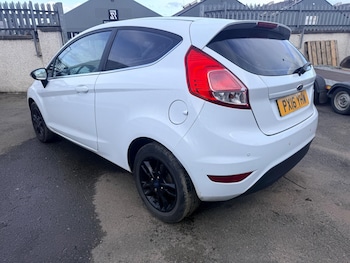 Used Ford Fiesta 2016 for sale - 78261244: Photo