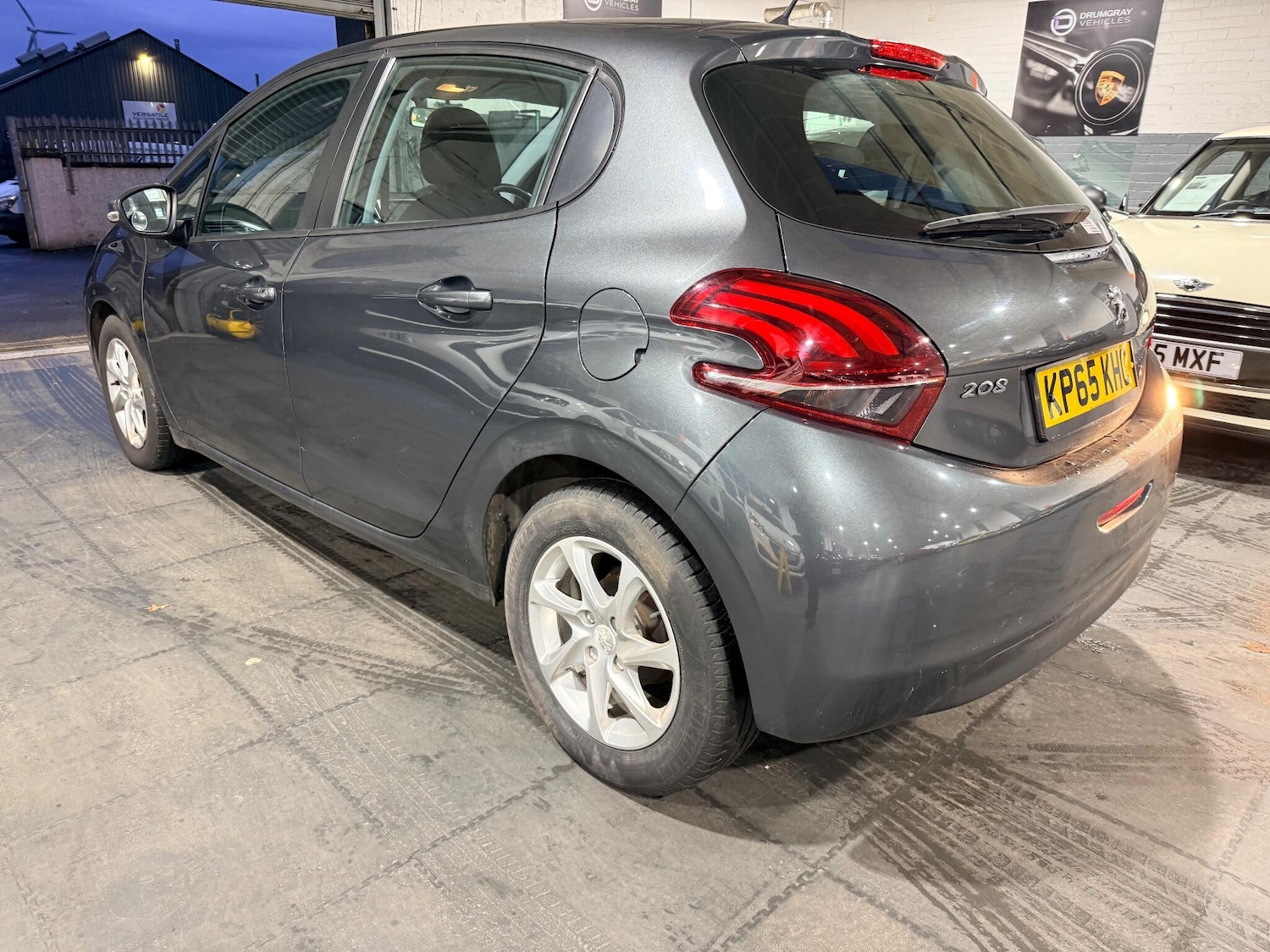 Used Peugeot 208 2015 for sale - 76839410: Photo 4