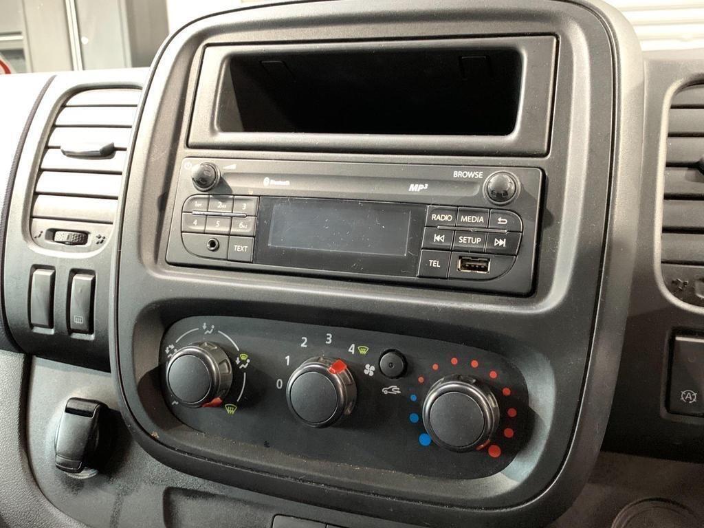 Used Vauxhall Vivaro 2018 for sale - 77495952: Photo 20