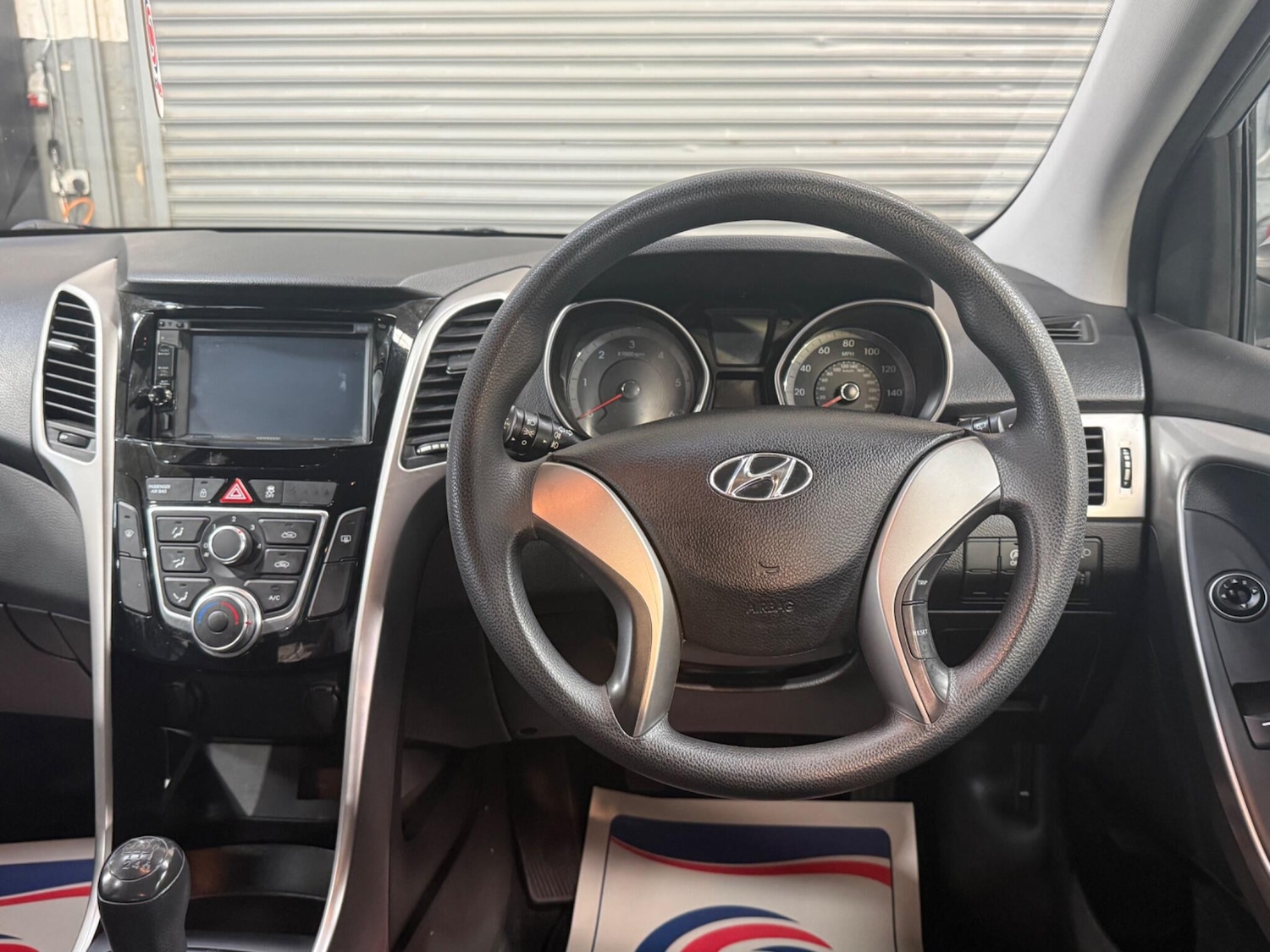 Used Hyundai i30 2017 for sale - 76584953: Photo 13
