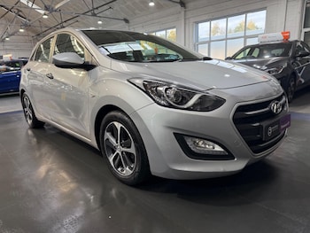 Used Hyundai i30 2017 for sale - 76584953: Photo