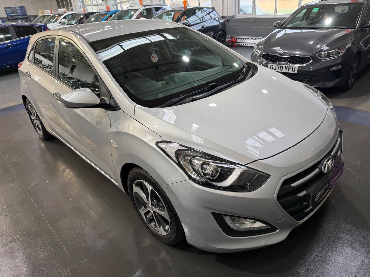 Used Hyundai i30 2017 for sale - 76584953: Photo 3