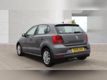 Used Volkswagen Polo 2015 for sale - 78430182: Photo