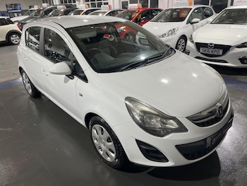 Used Vauxhall Corsa 2015 for sale - 77015622: Photo