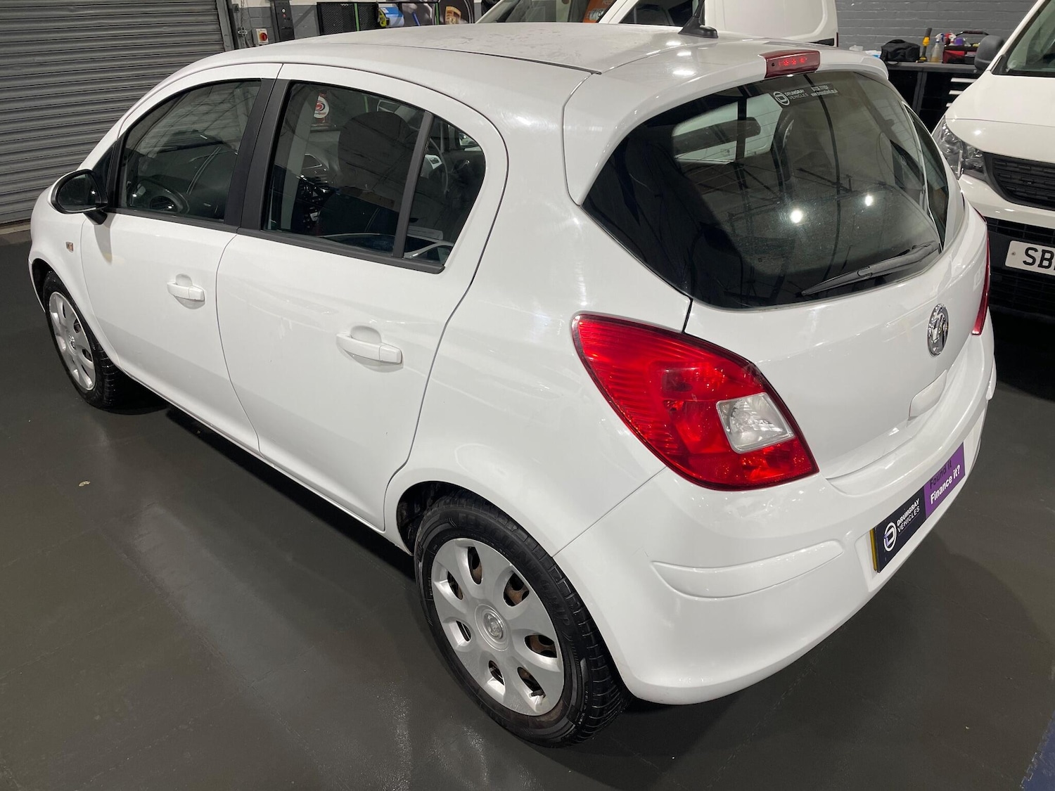 Used Vauxhall Corsa 2015 for sale - 77015622: Photo 6