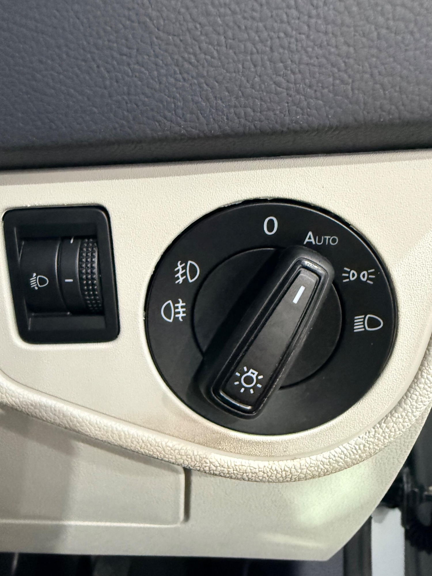 Used Volkswagen Polo 2020 for sale - 78034079: Photo 10