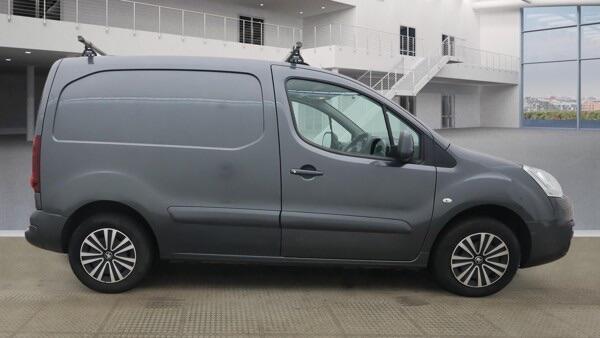 Used Peugeot Partner 2017 for sale - 77597747: Photo 2