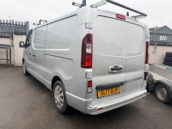 Used Vauxhall Vivaro 2017 for sale - 77040795: Photo