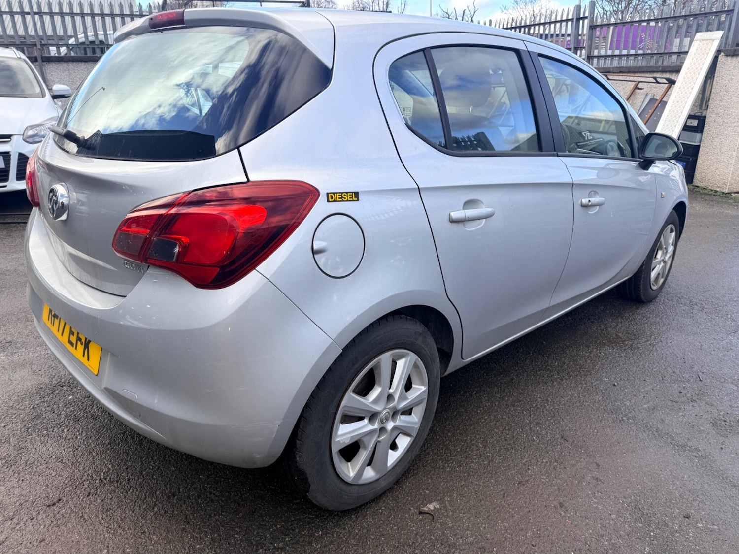 Used Vauxhall Corsa for sale - 78128160: Photo 4