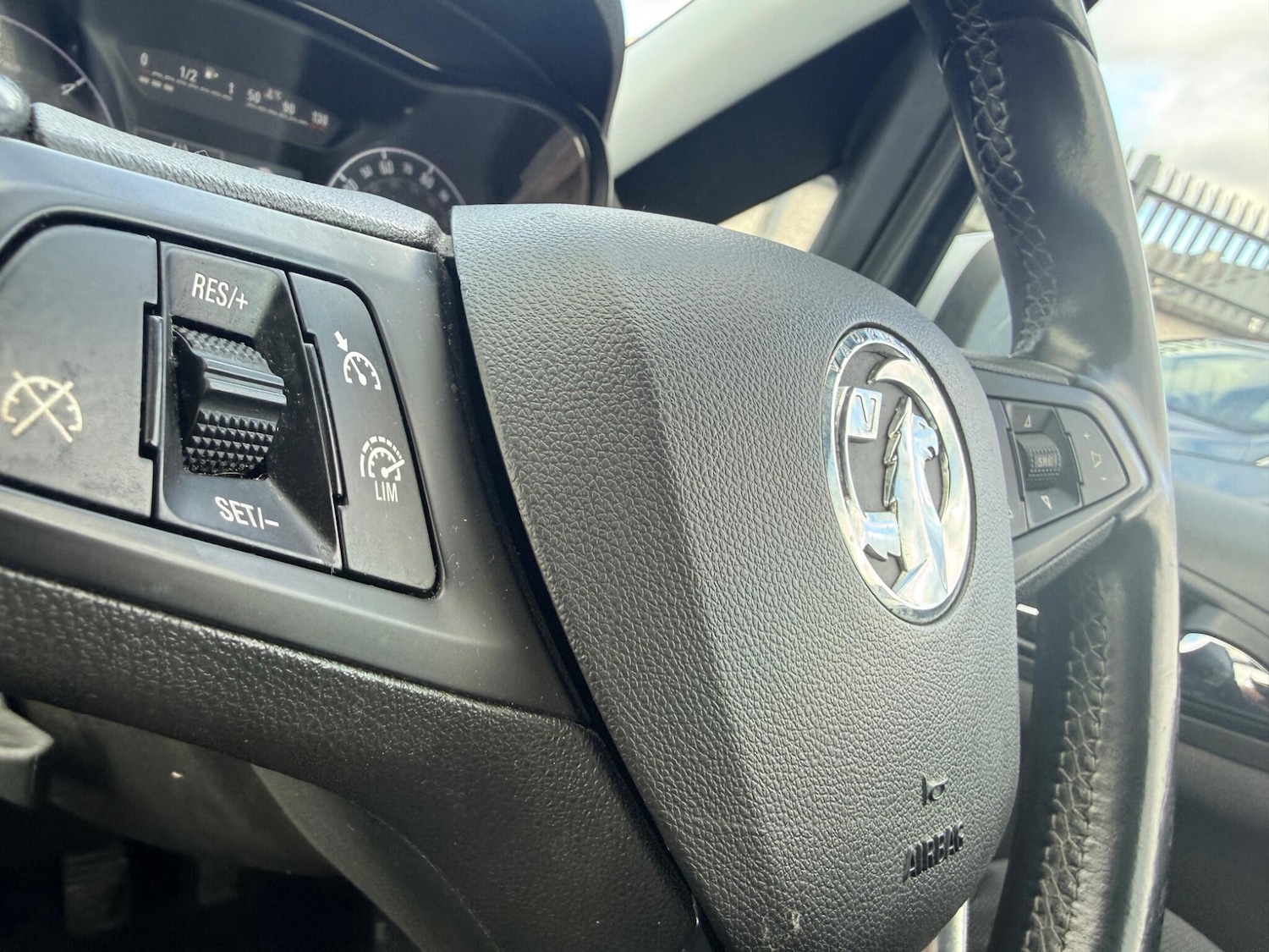 Used Vauxhall Corsa for sale - 78128160: Photo 6