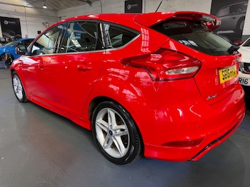 Used Ford Focus 2016 for sale - 78890996: Photo