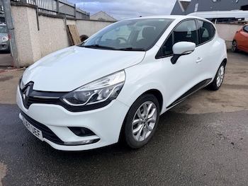 Used Renault Clio 2017 for sale - 78085896: Photo
