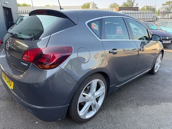 Used Vauxhall Astra 2016 for sale - 79248715: Photo