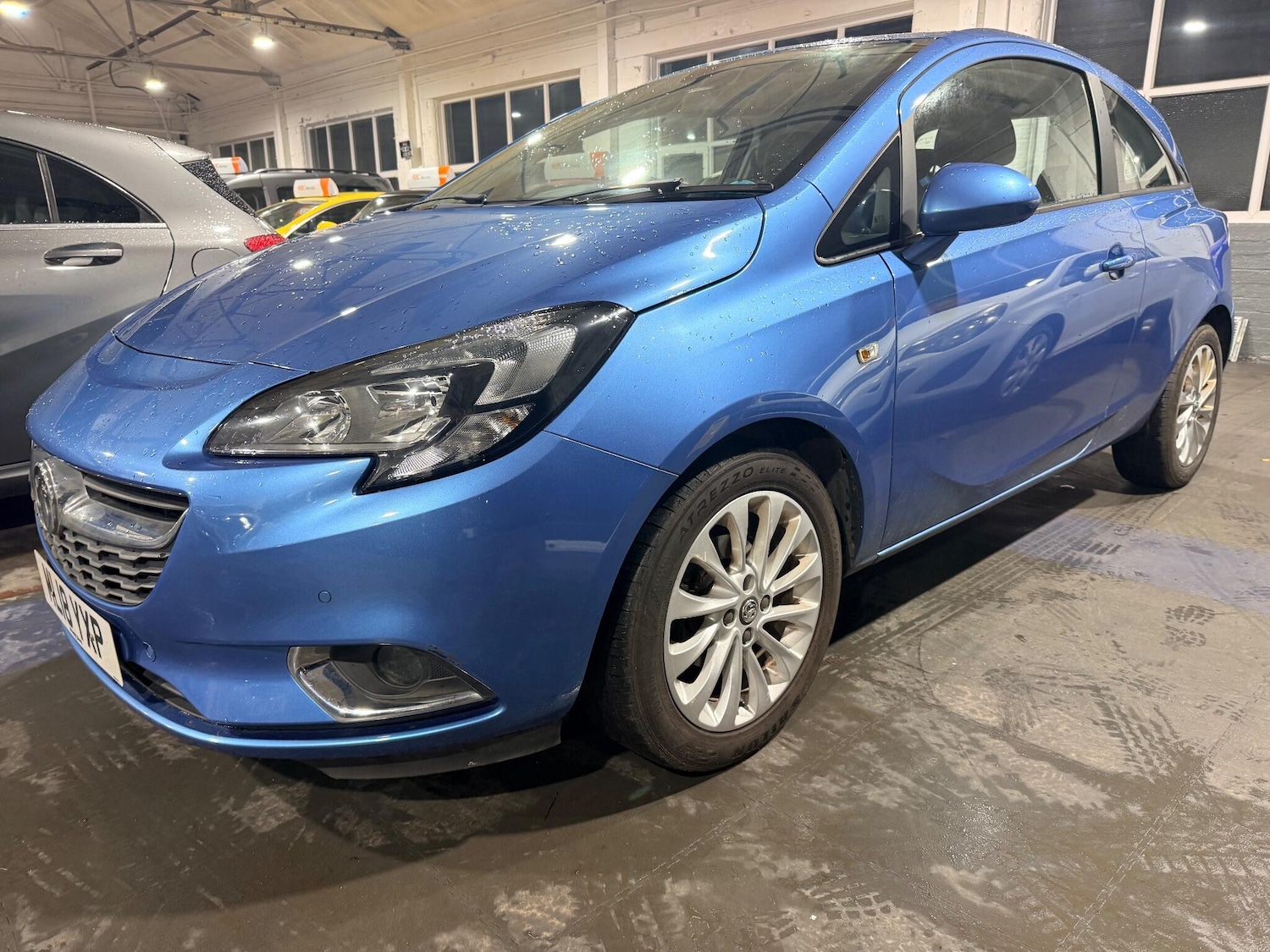 Used Vauxhall Corsa for sale - 77016927: Photo 2