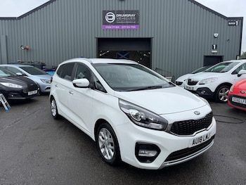 Used Kia Carens 2018 for sale - 78933693: Photo