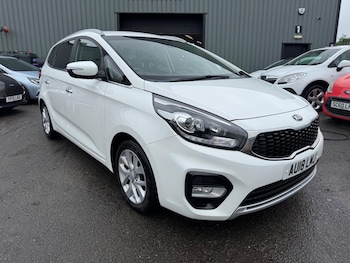 Used Kia Carens 2018 for sale - 78933693: Photo