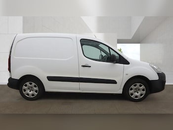 Used Peugeot Partner 2017 for sale - 79107218: Photo