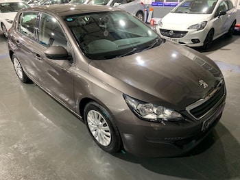 Used Peugeot 308 2016 for sale - 76585398: Photo