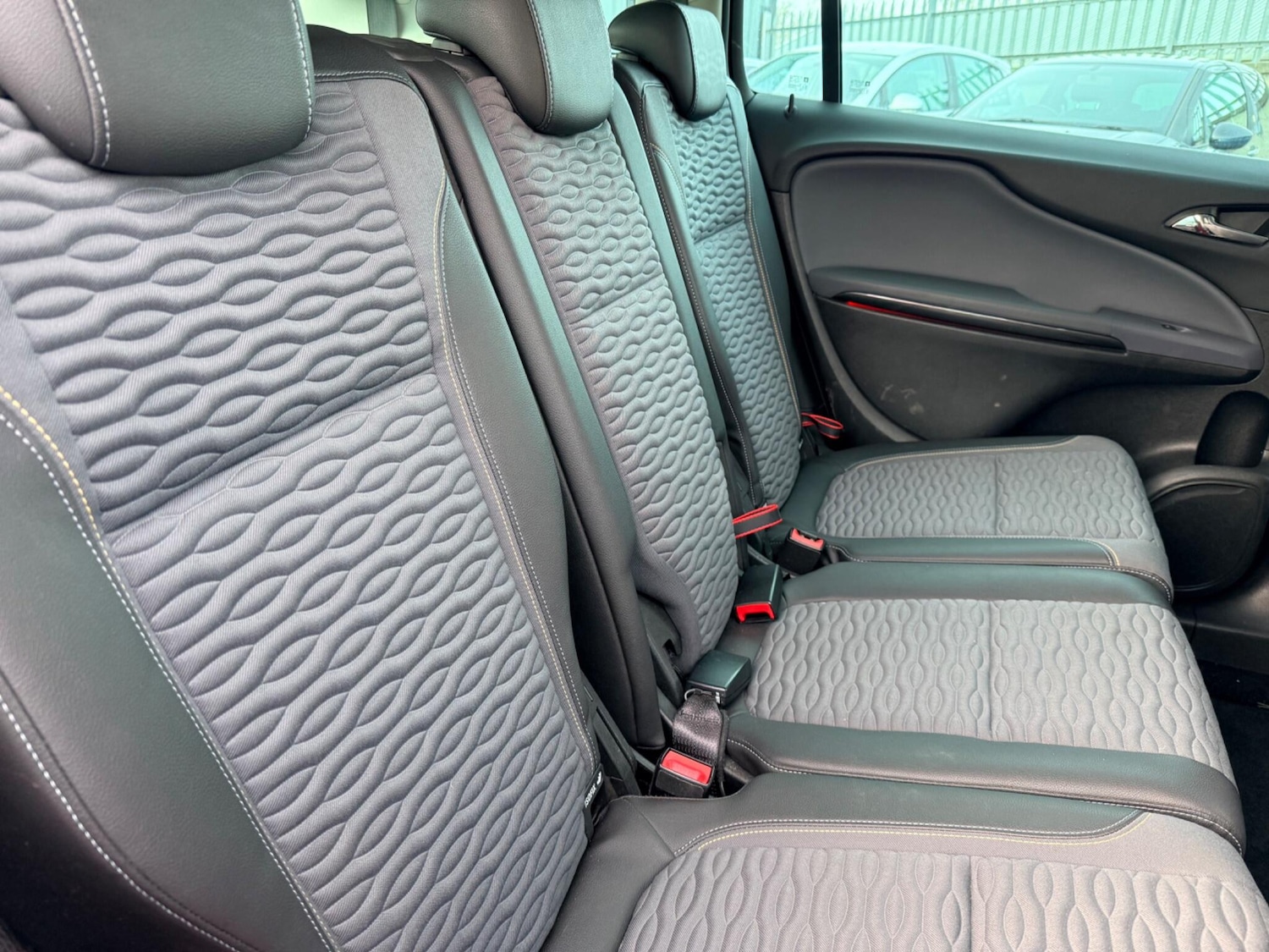 Used Vauxhall Zafira Tourer for sale - 77564616: Photo 6