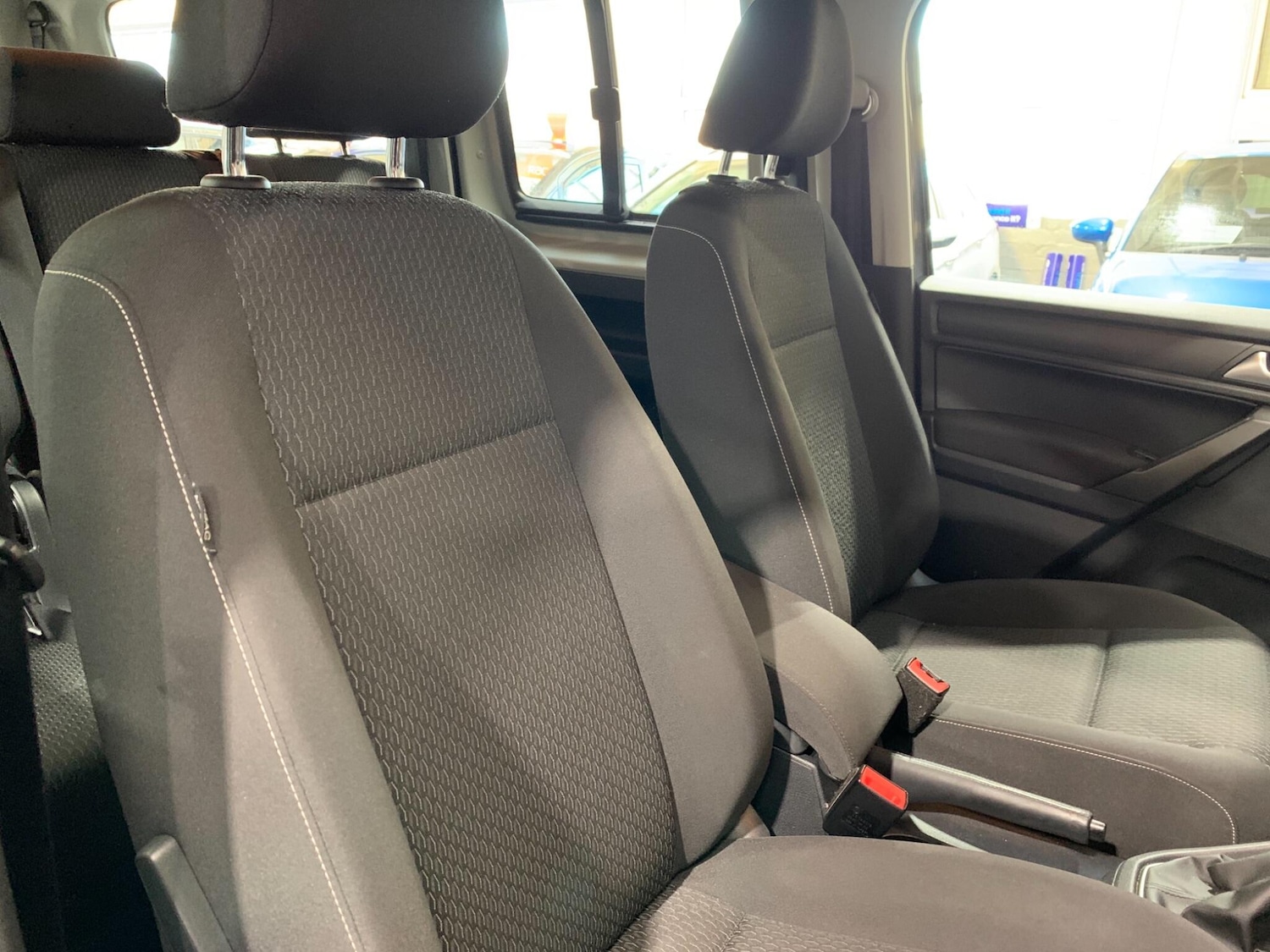 Used Volkswagen Caddy Maxi Life 2019 for sale - 76728938: Photo 13