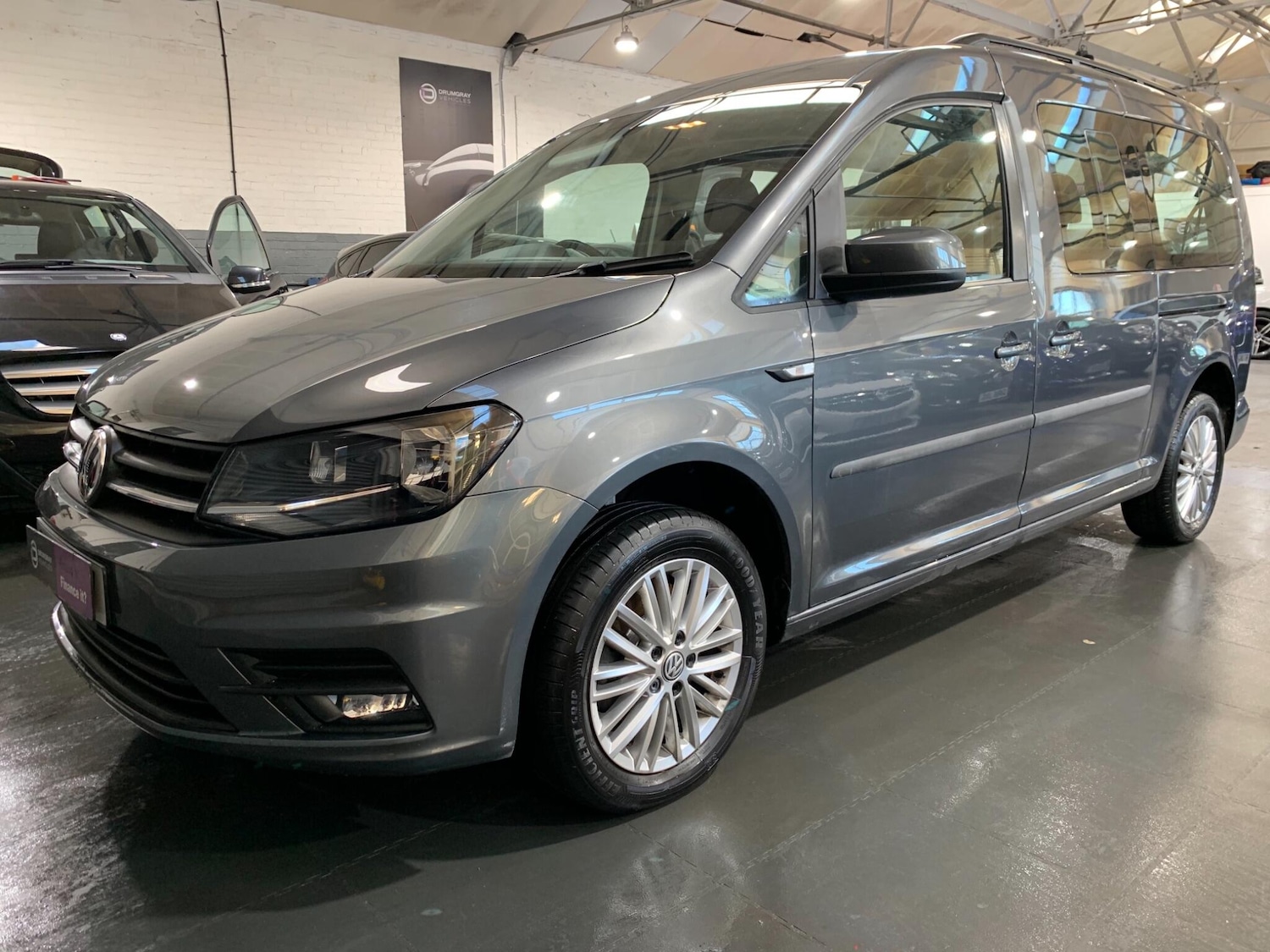 Used Volkswagen Caddy Maxi Life 2019 for sale - 76728938: Photo 6