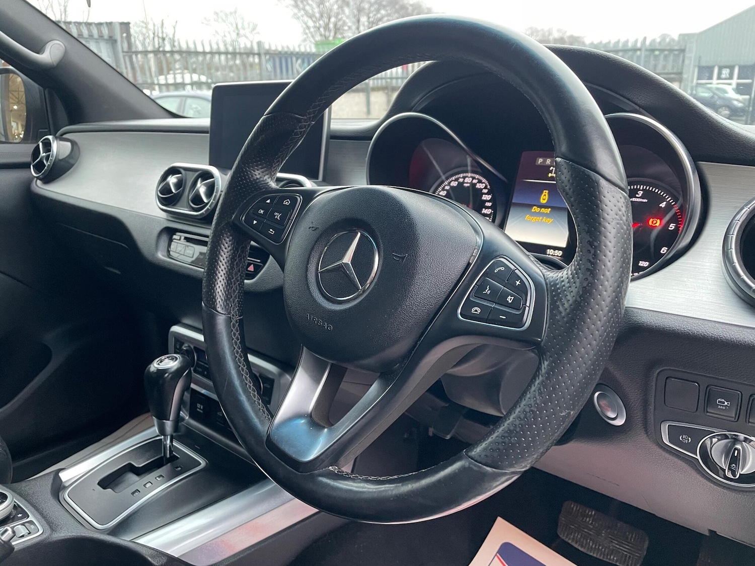 Used Mercedes-Benz X Class 2017 for sale - 77040885: Photo 13