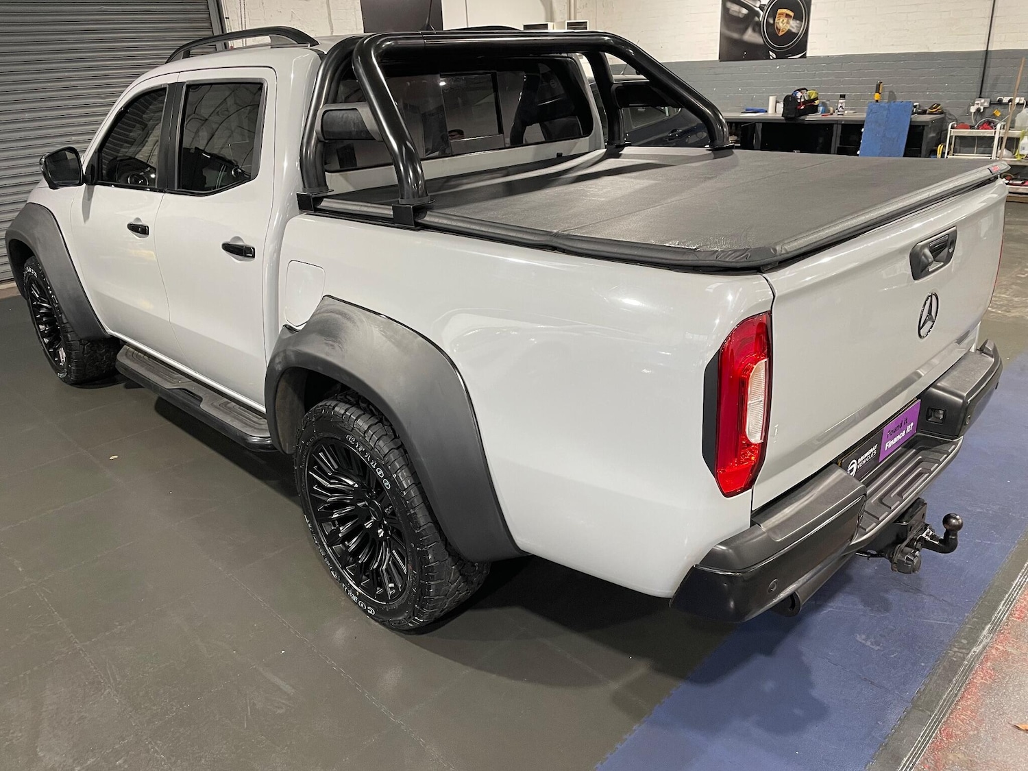 Used Mercedes-Benz X Class 2017 for sale - 77040885: Photo 8