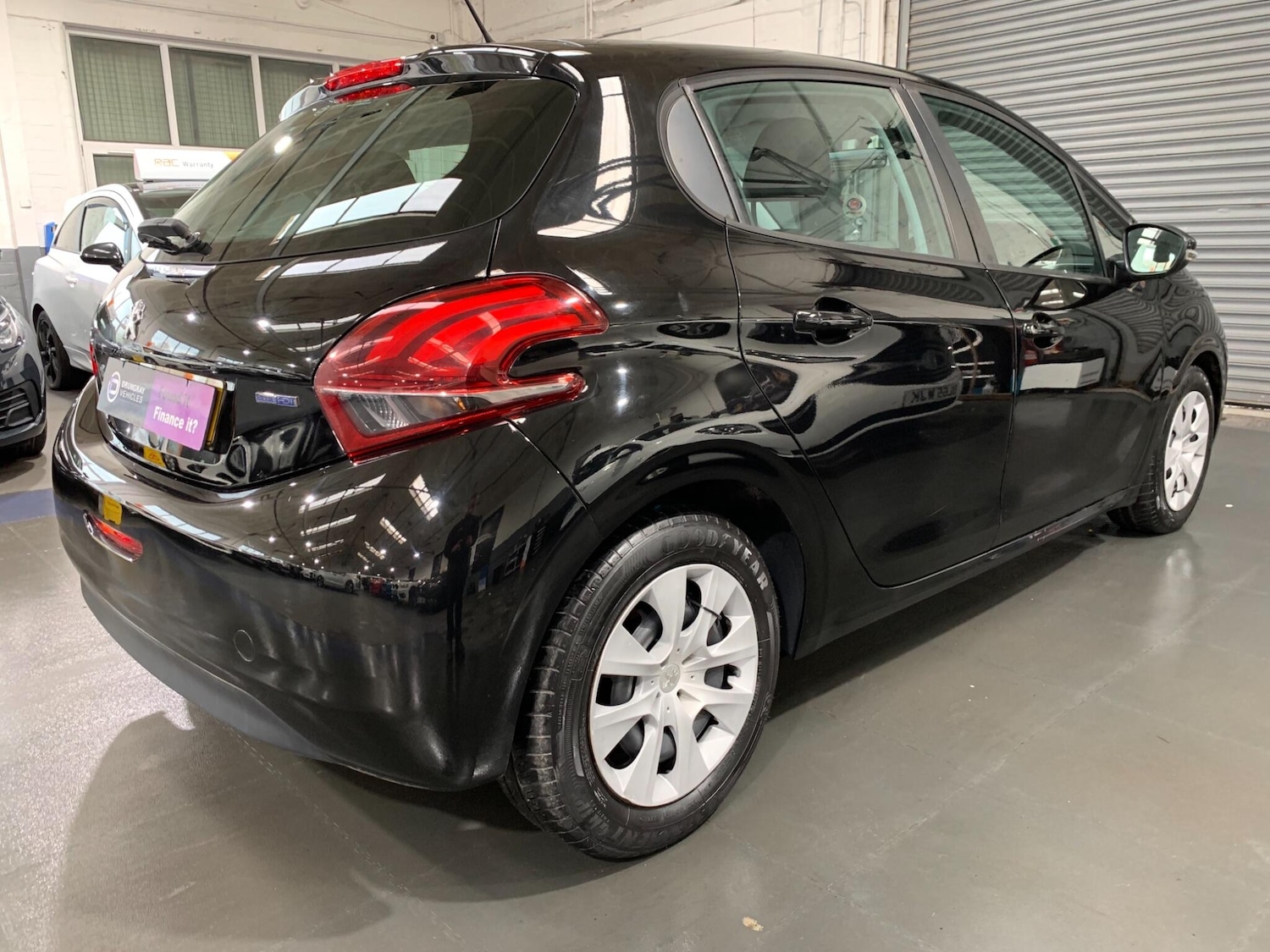 Used Peugeot 208 2016 for sale - 76584914: Photo 10