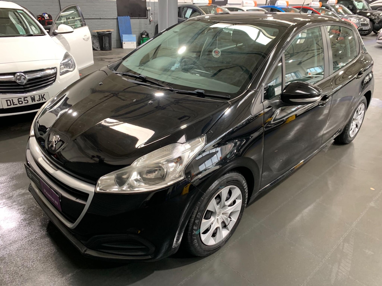 Used Peugeot 208 2016 for sale - 76584914: Photo 6