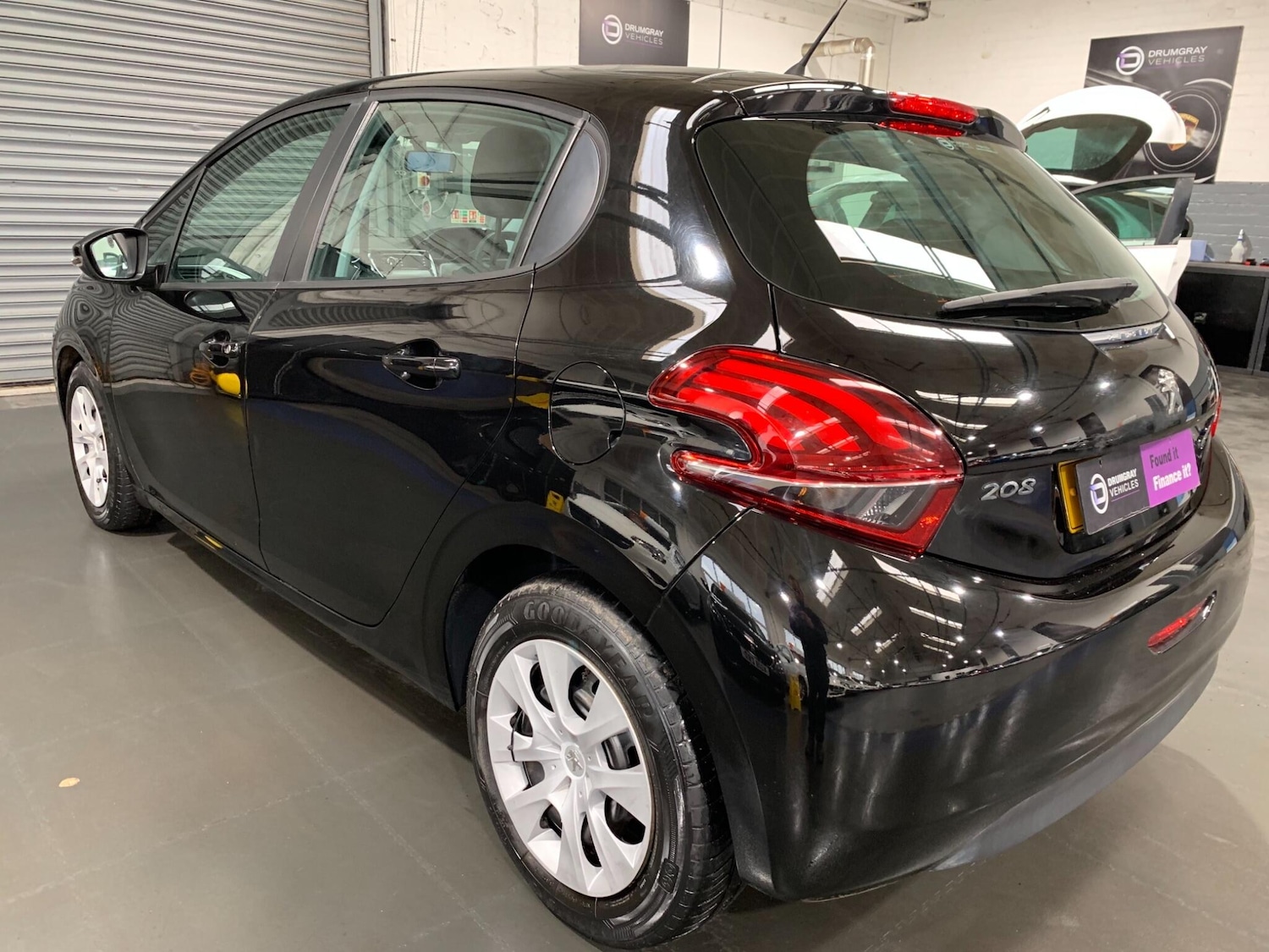 Used Peugeot 208 2016 for sale - 76584914: Photo 7