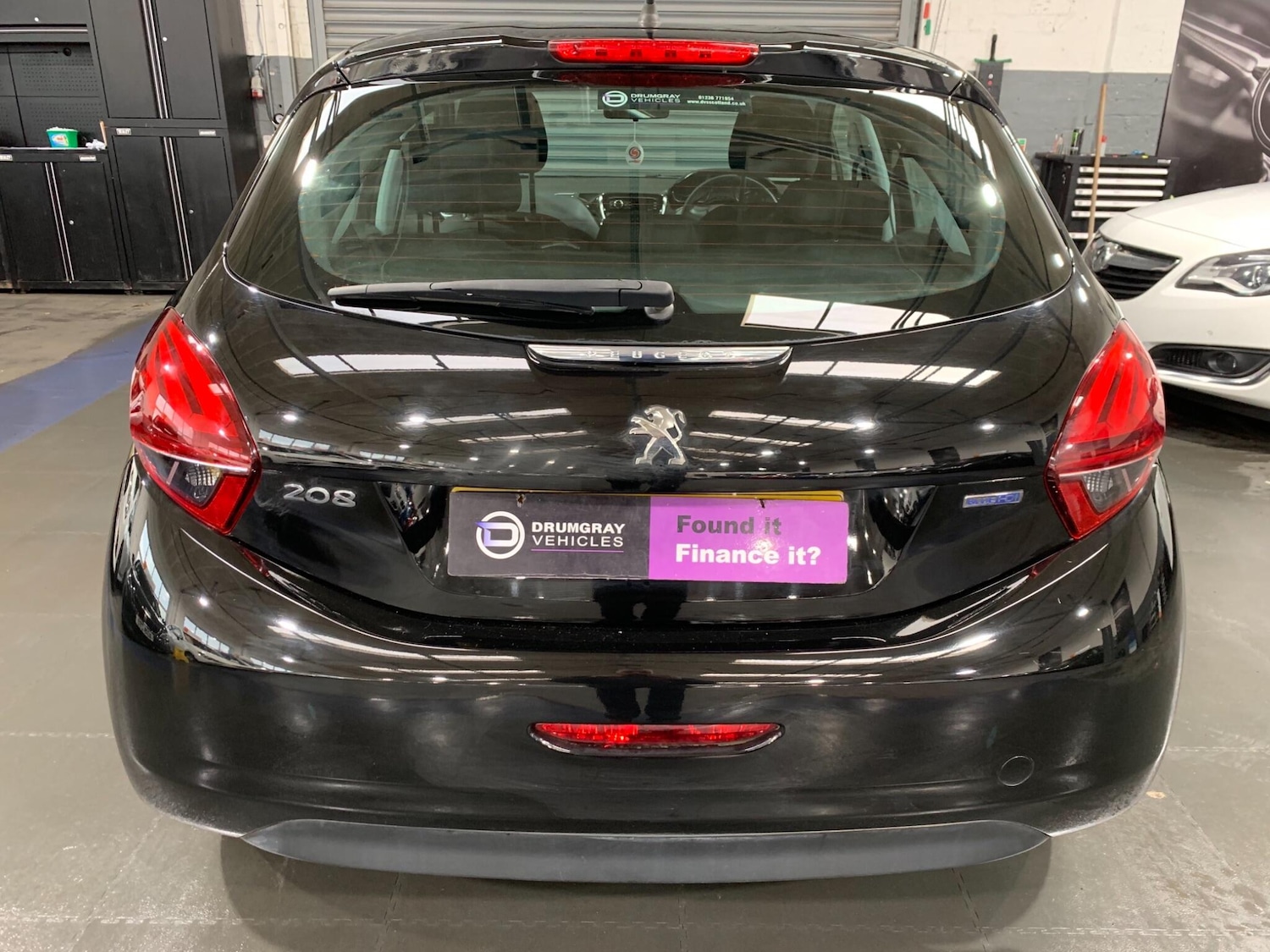 Used Peugeot 208 2016 for sale - 76584914: Photo 9